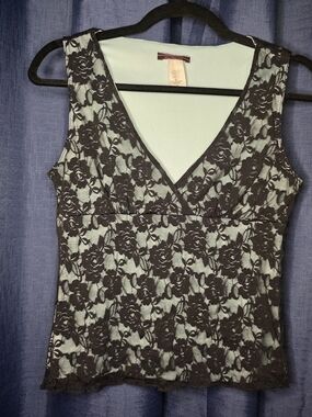 Von Mozart Black Floral Lace Overlay V-Neck Camisole with Light Teal Lining